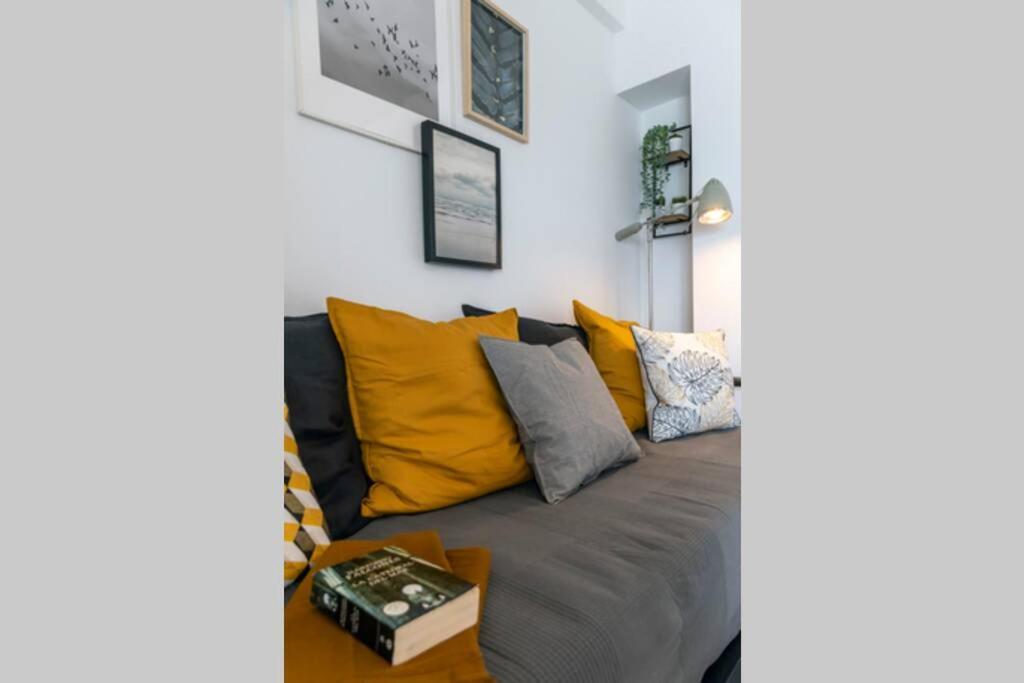 Beachfront Apartment Near Marbella Sitio de Calahonda 外观 照片