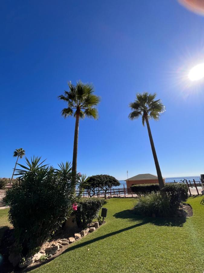 Beachfront Apartment Near Marbella Sitio de Calahonda 外观 照片
